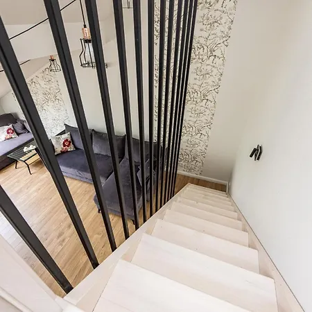 Apartamentai Vakaru Saule Апартаменти *